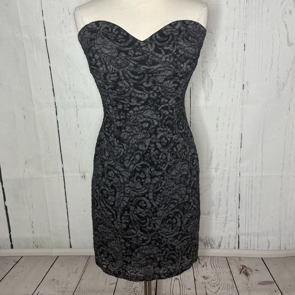 a'gaci Elegant Black Lace Midi Dress